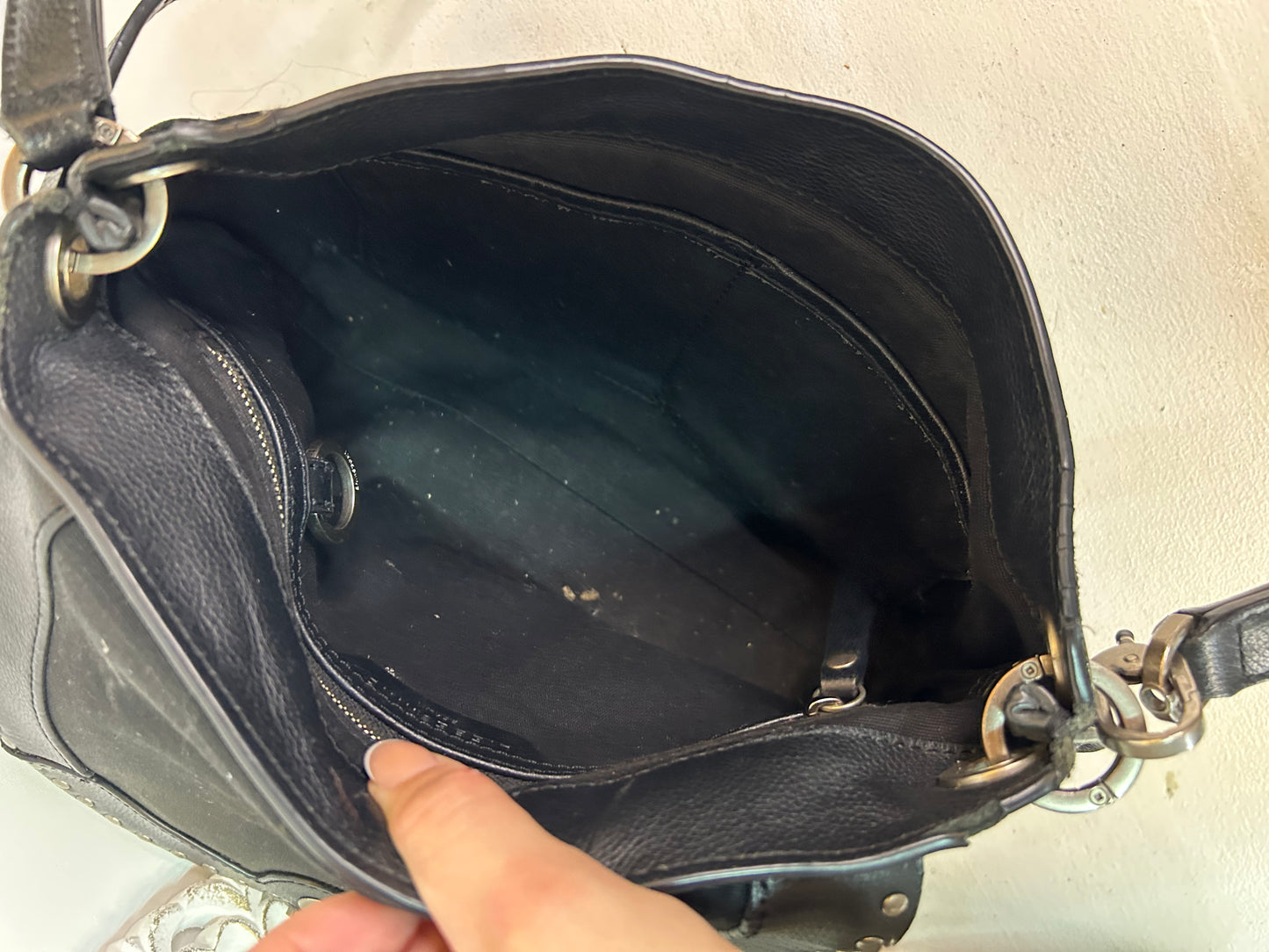 Besondere Wildleder Handtasche - Liebeskind Berlin - Designer