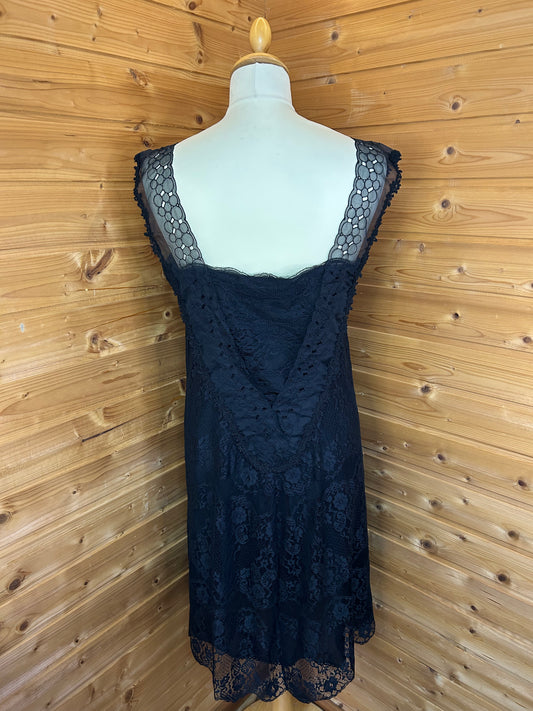 Kurzarm Spitzenkleid - Zara Woman - Gr. M