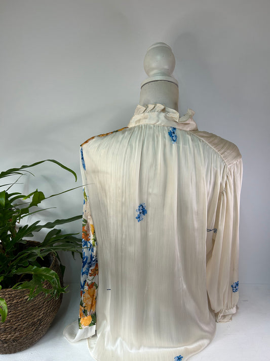 Lockere & einzigartige Bluse - Zara - Gr. M