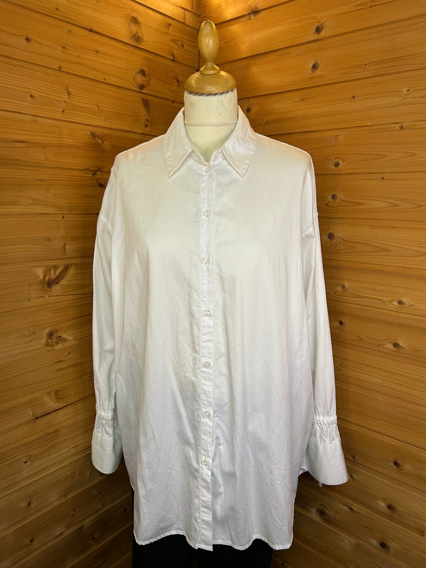 Oversize Longbluse mit besonderen Ärmeln - NA-KD REBORN - Gr. M