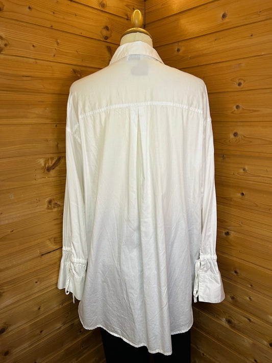Oversize Longbluse mit besonderen Ärmeln - NA-KD REBORN - Gr. M