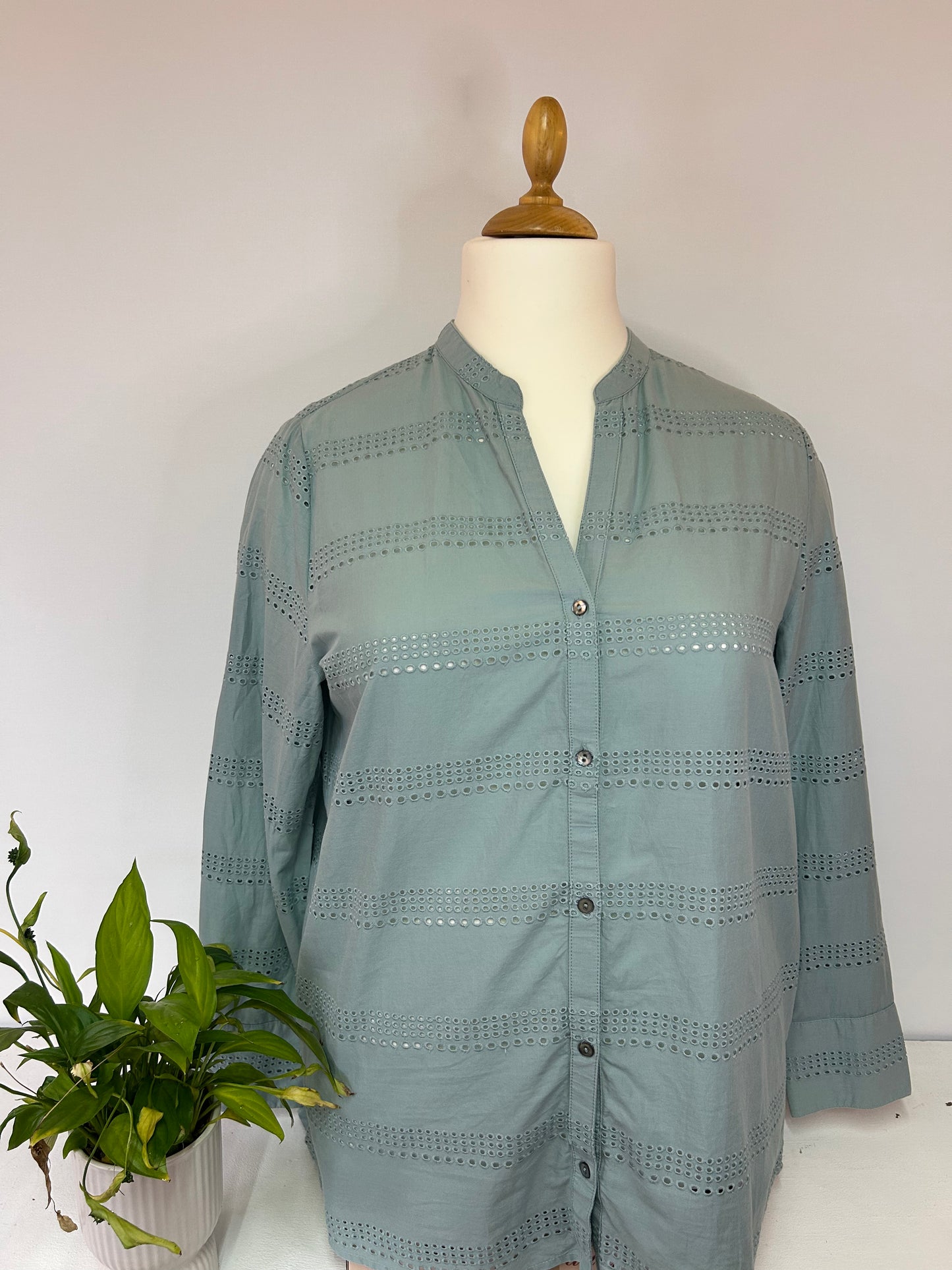Lochmuster Bluse - s.Oliver - Gr. XXL