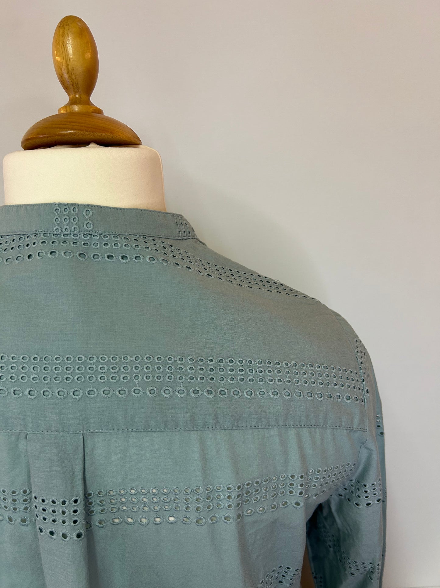 Lochmuster Bluse - s.Oliver - Gr. XXL