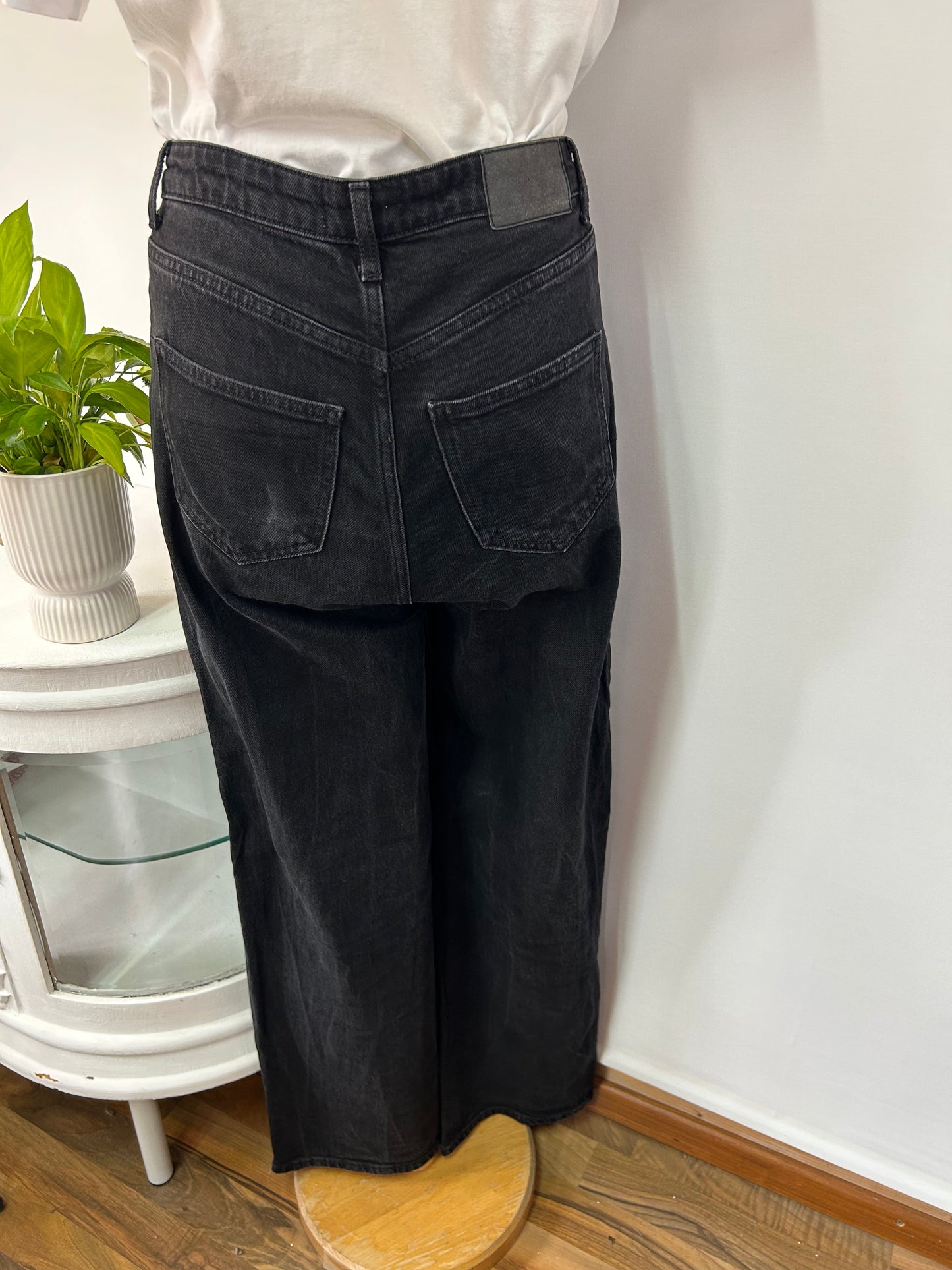 Jeans mit leichtem Schlag - VERO MODA - Gr. S