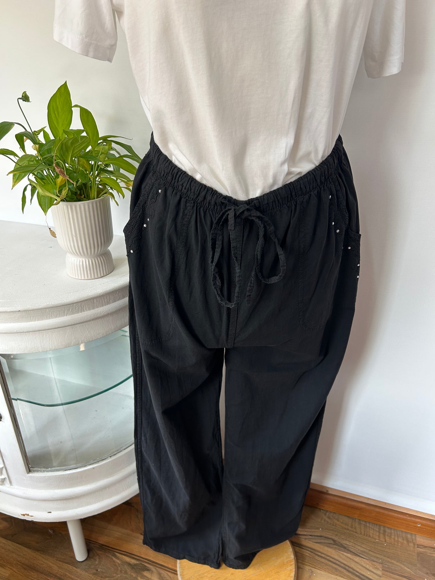 Süße Gummibund Stoffhose mit Strasssteinen - BLONDIX - Gr. S / M