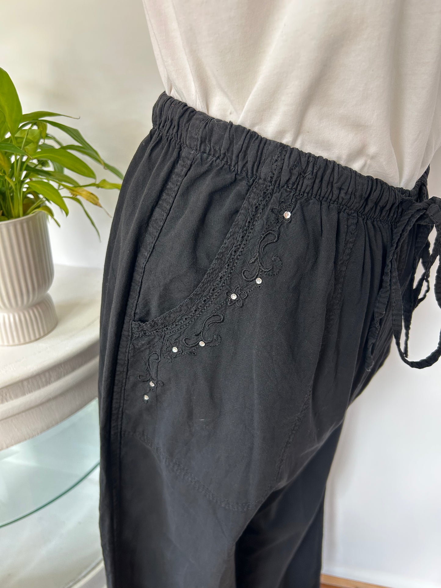 Süße Gummibund Stoffhose mit Strasssteinen - BLONDIX - Gr. S / M