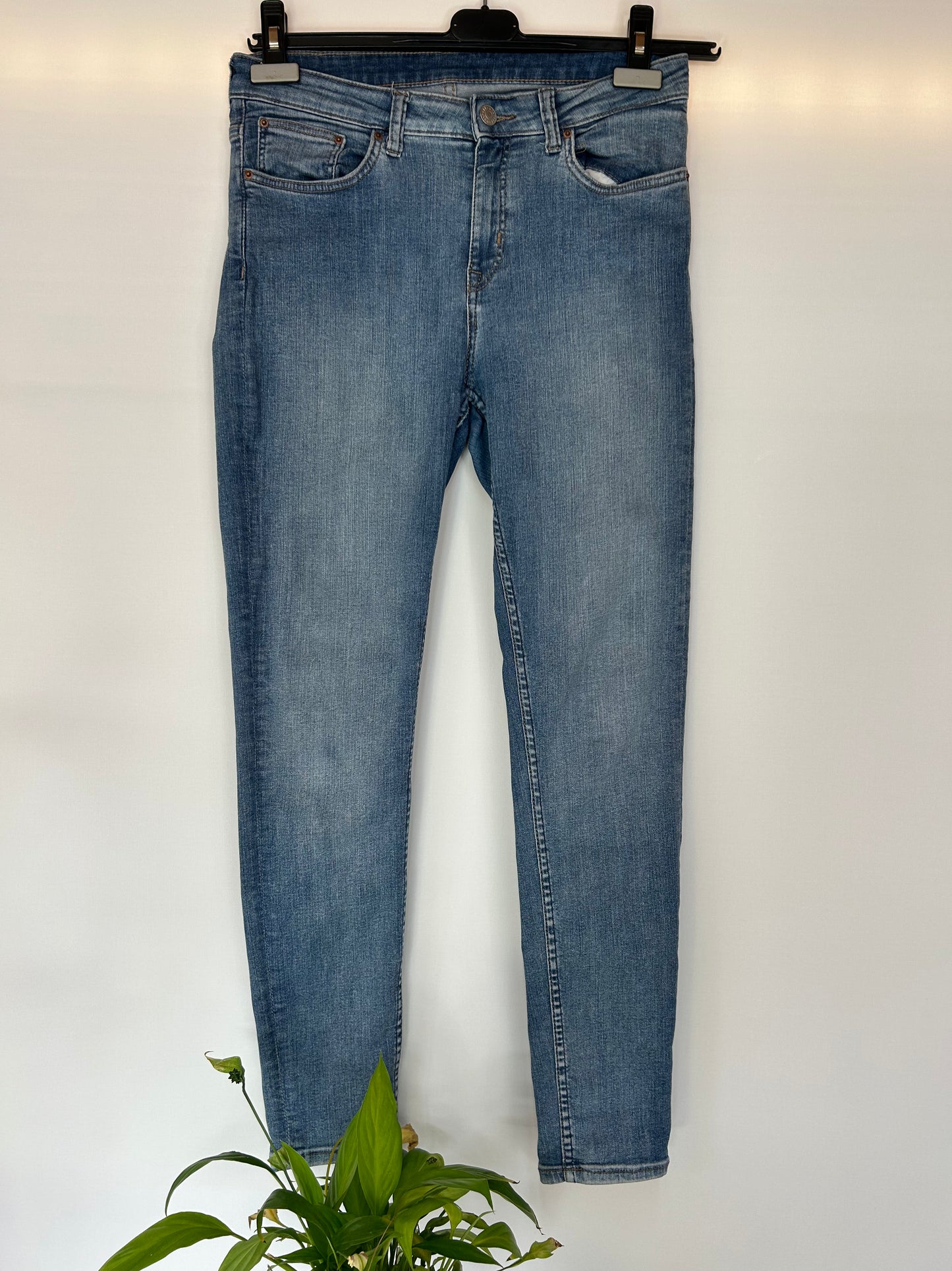 Basic Jeans - MTWTFSS WEEKDAY - W30 L 28 - Gr. S