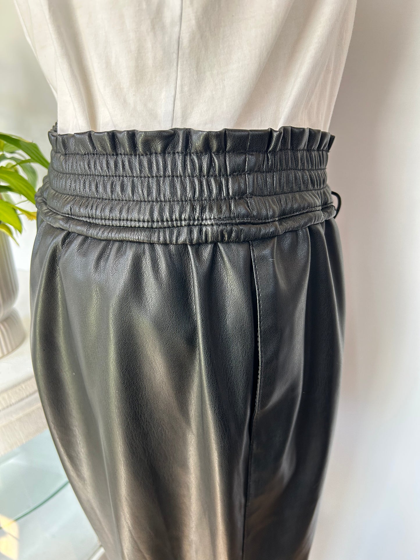 Kunstlederhose C&A - Gr. L