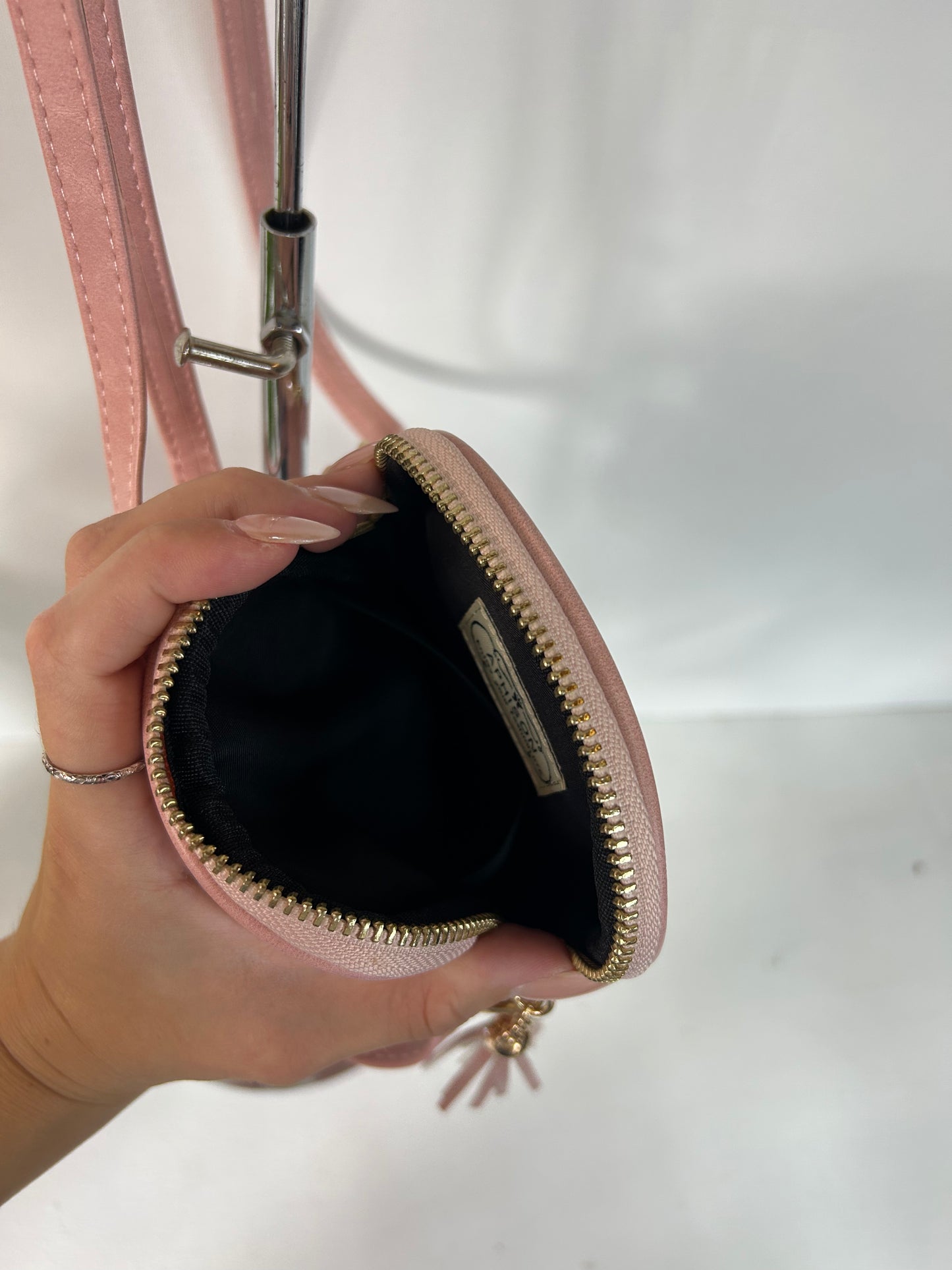 Süße Handytasche mit Quaste - APHISON