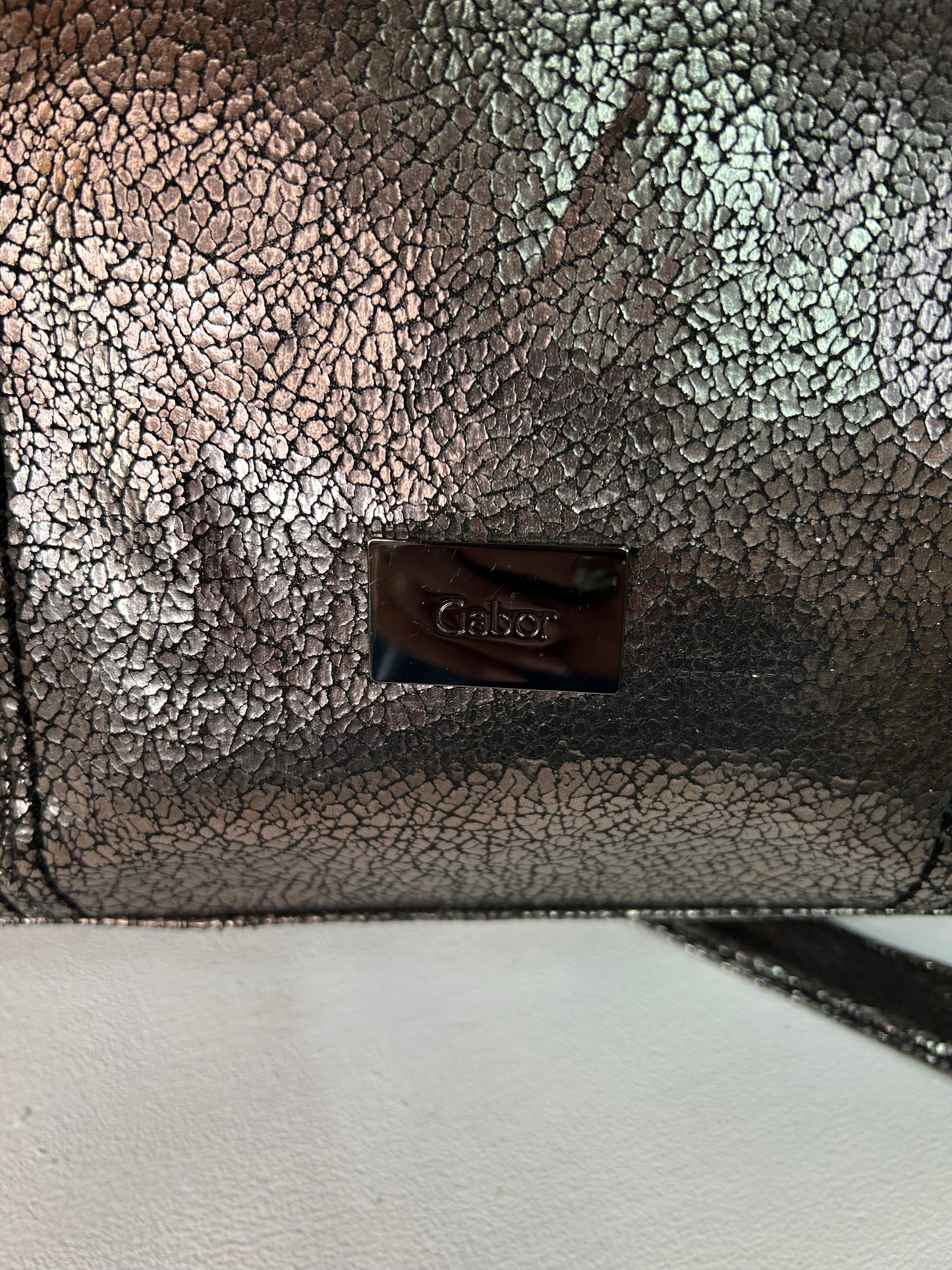 Schillernde Handtasche groß - Gabor