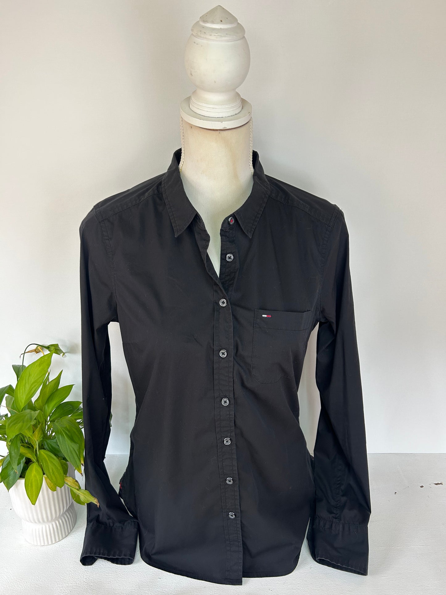 Business Bluse Schwarz mit Kragen - Tommy Hilfiger - Gr. M