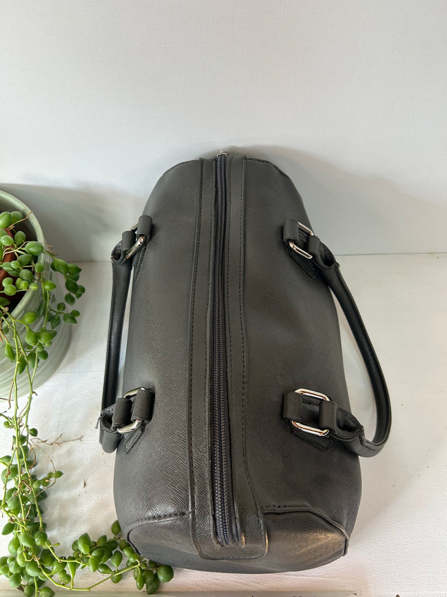 Graue Handtasche - L.CREDI