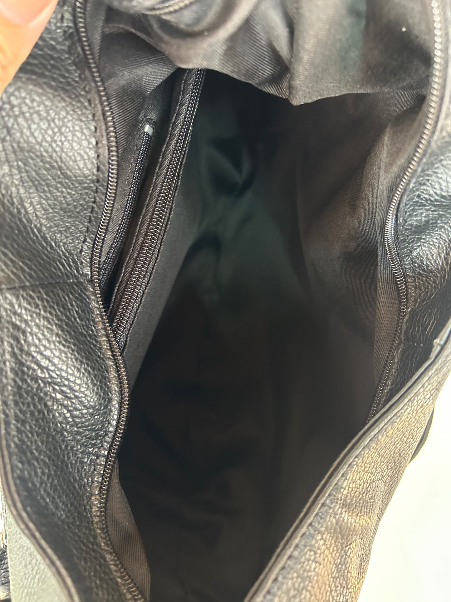 Schwarze Echtleder Handtasche - Made in Italy - Accessoires