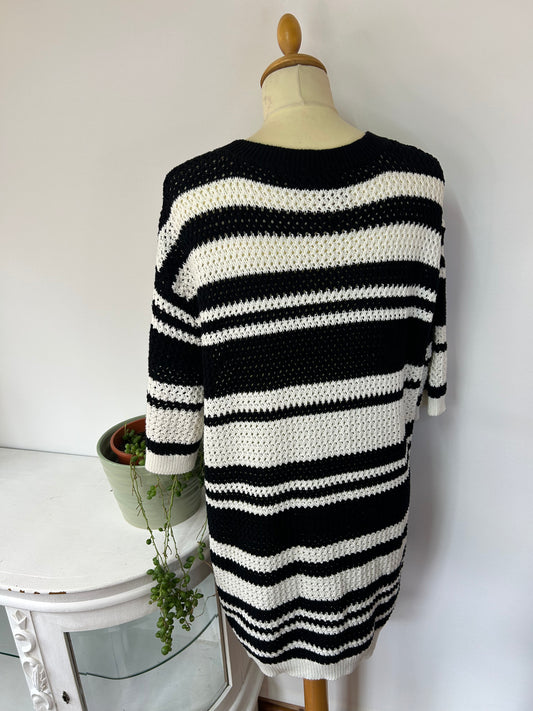 Relaxed Fit Strickkleid - C&A - Gr. L