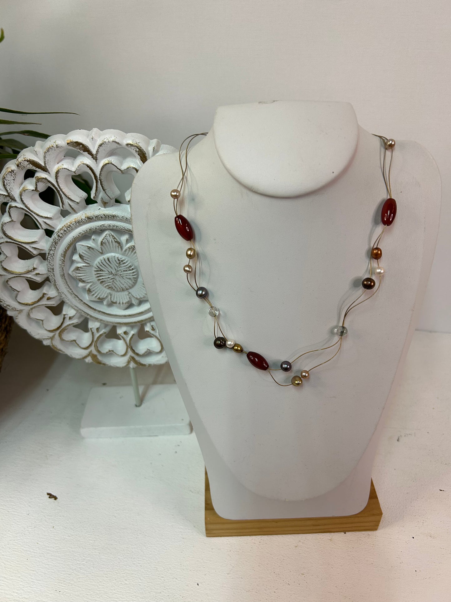 Gedrehte Kette mit schöner Perlen Kombination - Handmade - Schmuck