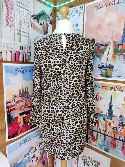Schickes Kleid in Leooptik - rich&royal - Gr. S