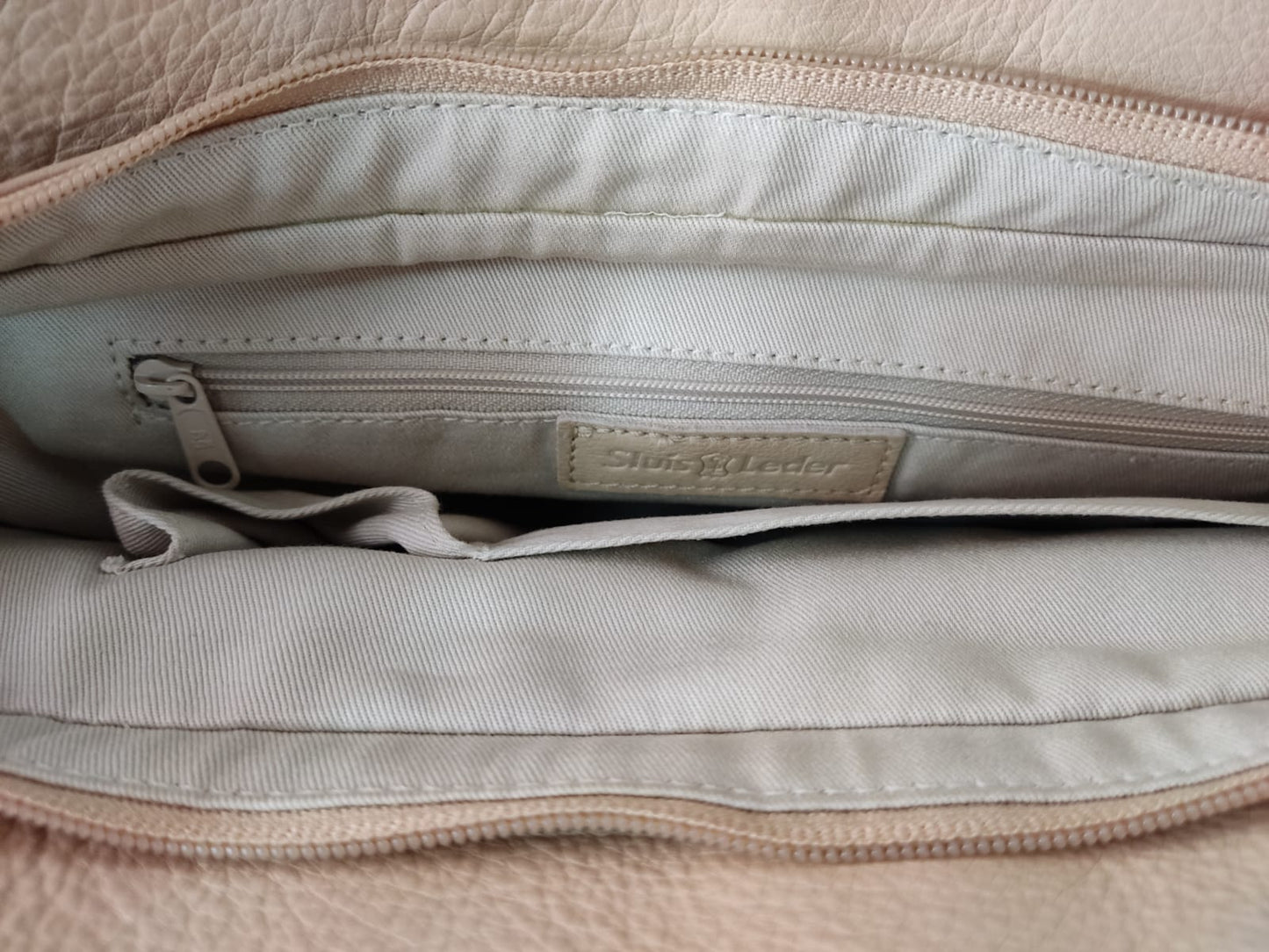 extravagante Ledertasche SLUIS Leder