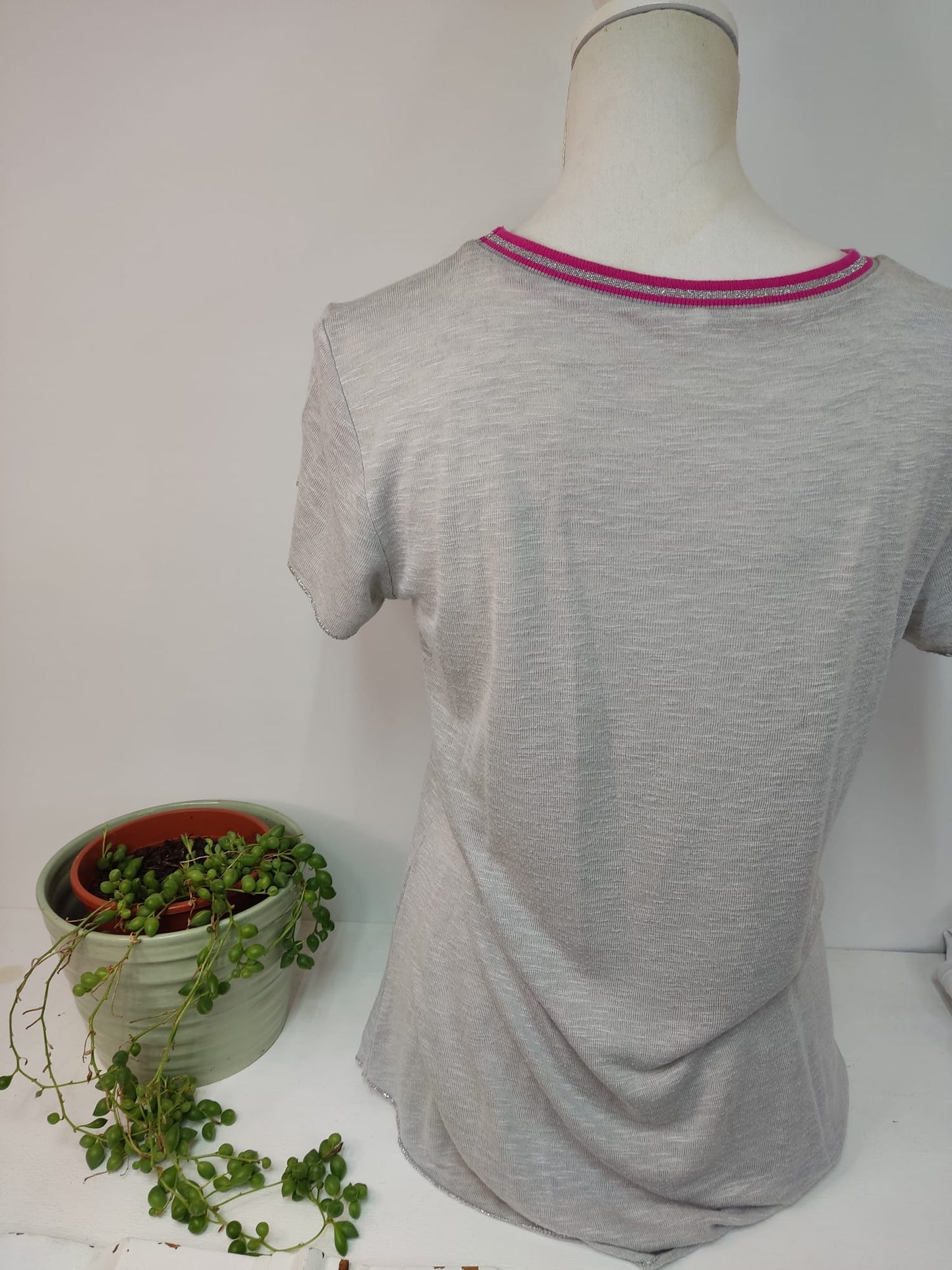 Kurzärmeliges Shirt - L