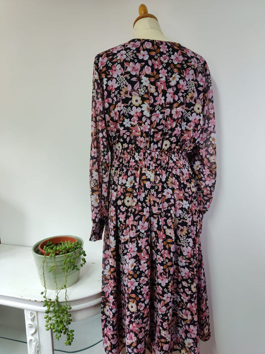 Schickes Kleid mit Blumenmuster BODYFLIRT- Gr. L