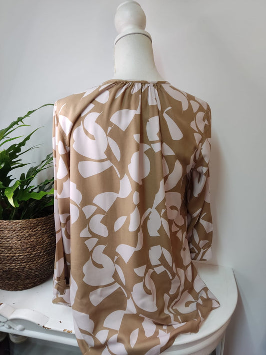 Schicke Bluse mit Muster - Gr. 44