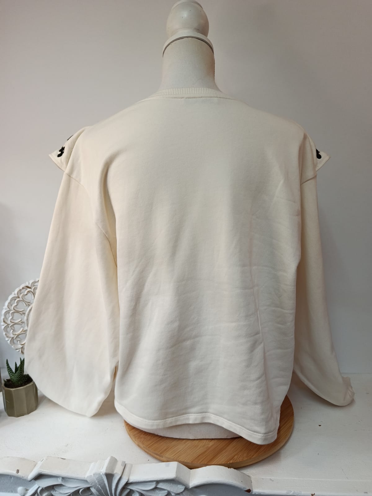 Besonderer Pullover - ZARA- Gr. M