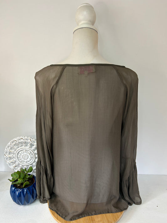 Leicht durchsichtige Bluse mit Spiegel Details - Miss June Paris - Gr. M / 38 - L / 40