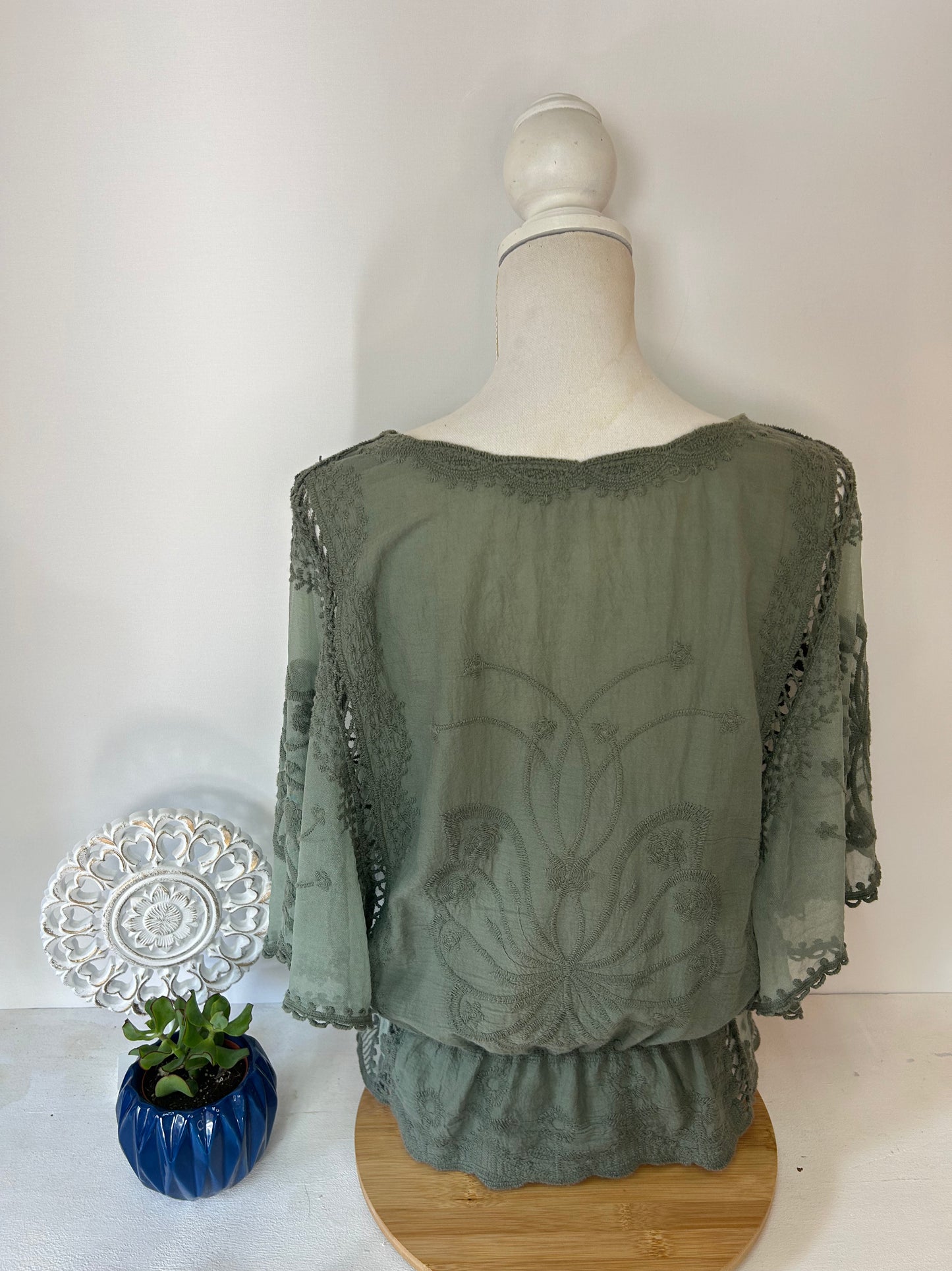Damen Rüschenbluse mit Gummibund & Spitze - Gr. M / 38