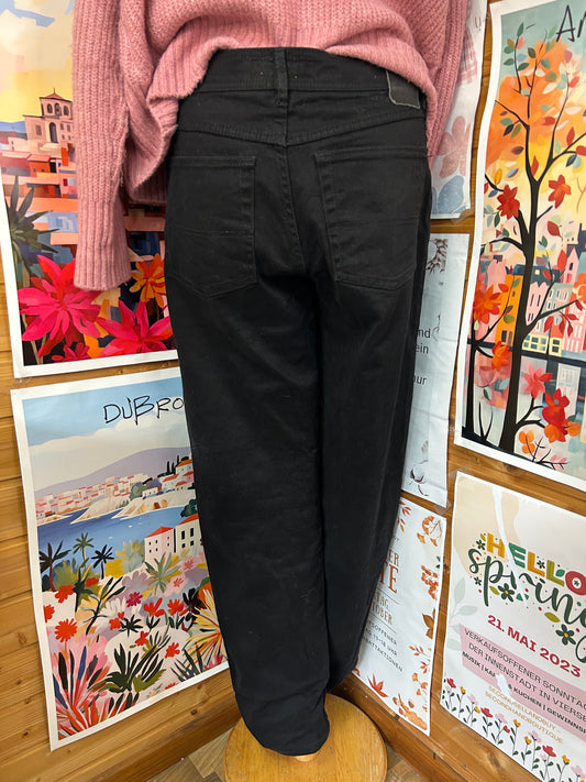 Schwarze Mom-Jeans im zeitlosen High-Waist-Schnitt mit geradem Bein - BRAX - Gr. L / 40 - XL / 42