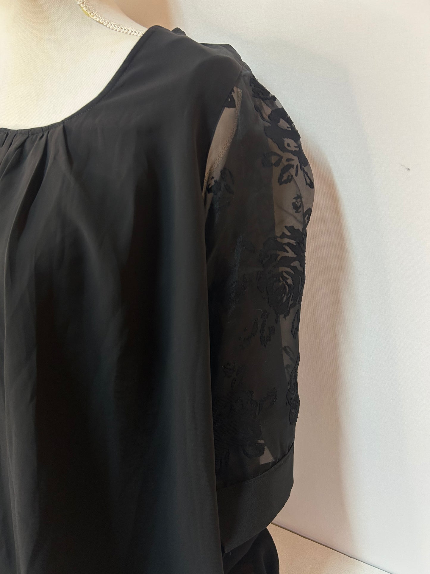 Kurzarm Bluse mit Spitzen Details - Bonprix Collection - Gr. 50