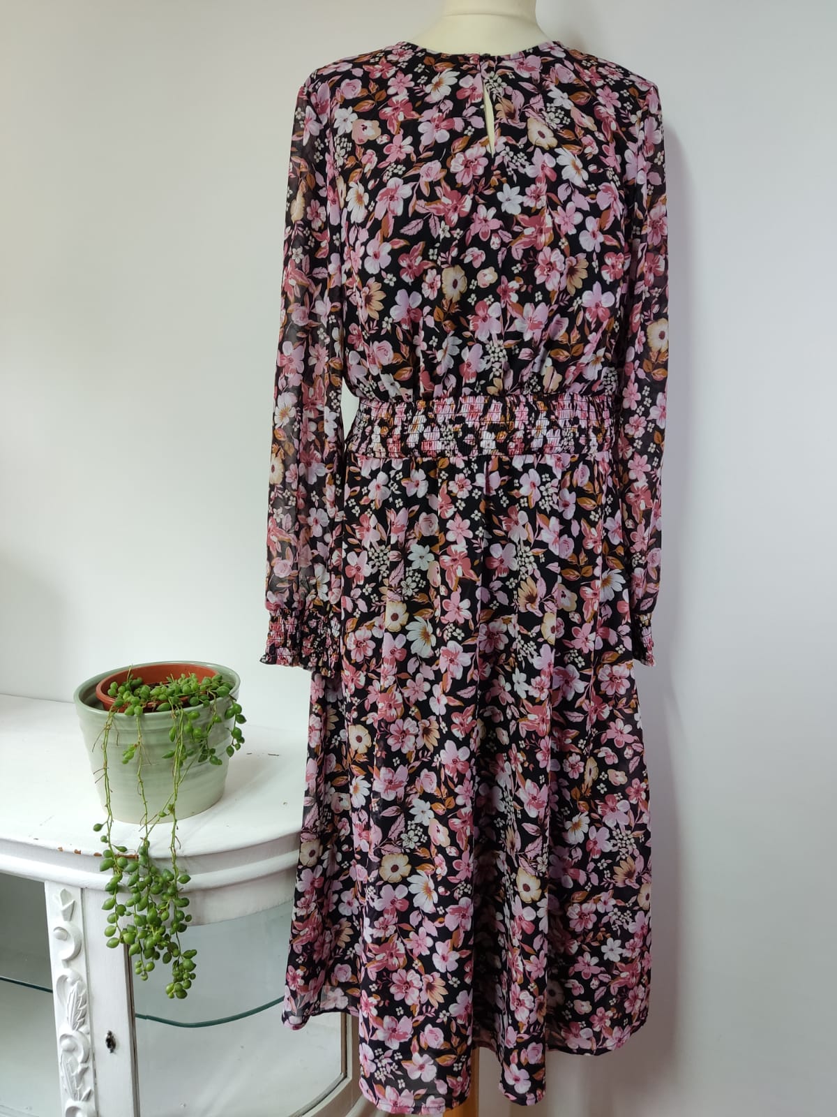 Schickes Kleid mit Blumenmuster BODYFLIRT- Gr. L