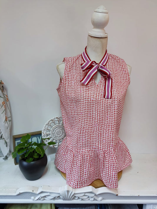 Außergewöhnliche Bluse mit Schößchen- Emily van den Bergh - Gr. 36