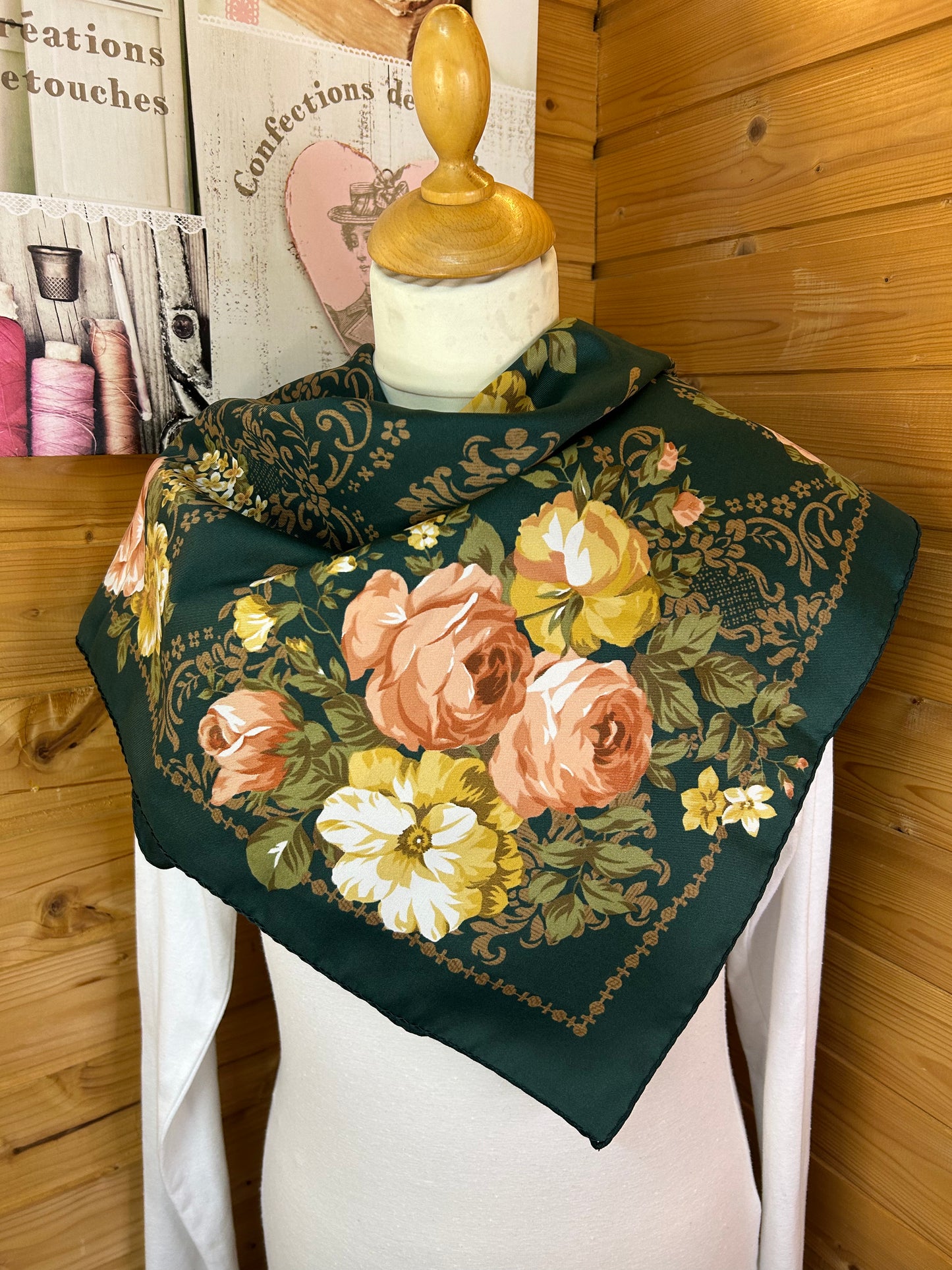 Florales Tuch Vintage 100% Polyester