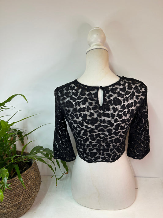 Crop Spitzen Sweatshirt - Zara Basic - Gr. XS