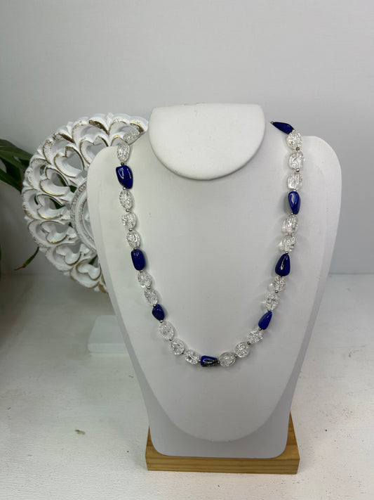 Kette aus Lapislazuli & Bergkristall - Handgemacht - Unikat - Schmuck