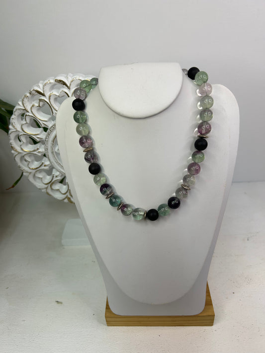 Besondere Halkette mit Flourid & Achat - Handgemacht - Unikat - Schmuck