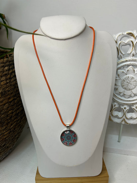 Handgemachte Cabochon Kette Mandala - Schmuck