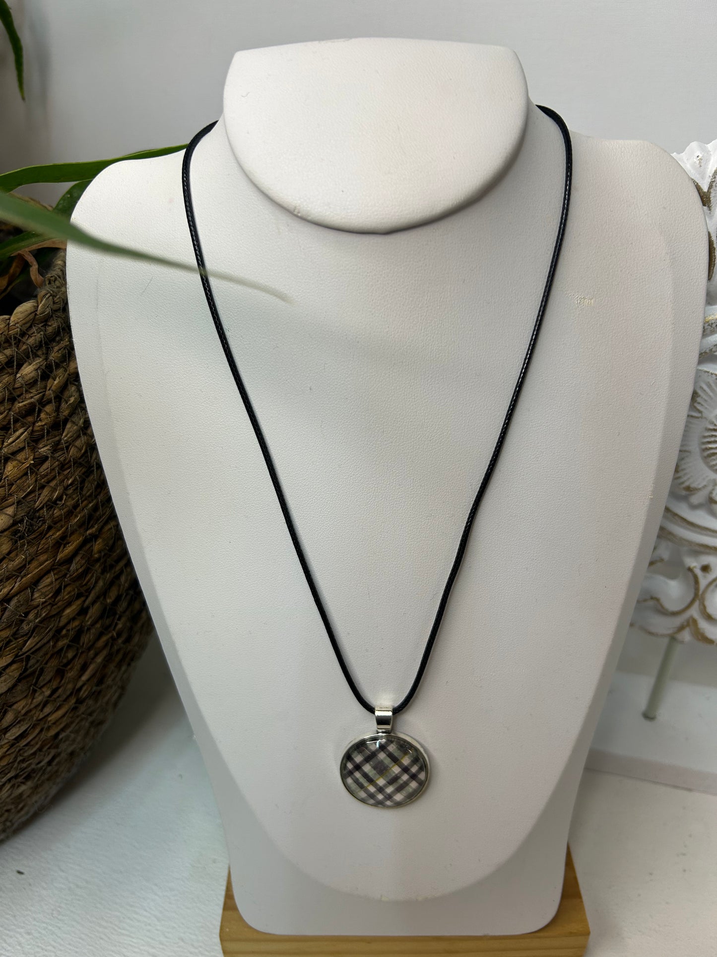 Handgemachte Cabochon Kette kariert - Schmuck