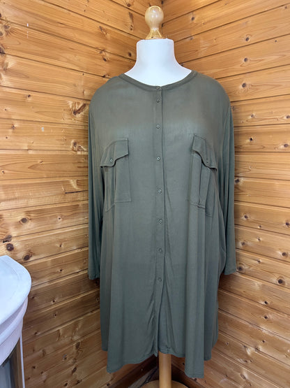 Unifarbene Longbluse für den Herbst - H&M - Gr. 5XL / 50