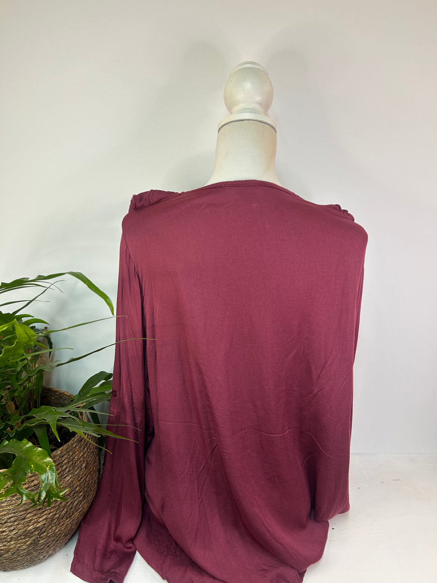 Lockere Rüschenbluse - Made in Italy - Gr. L / 40