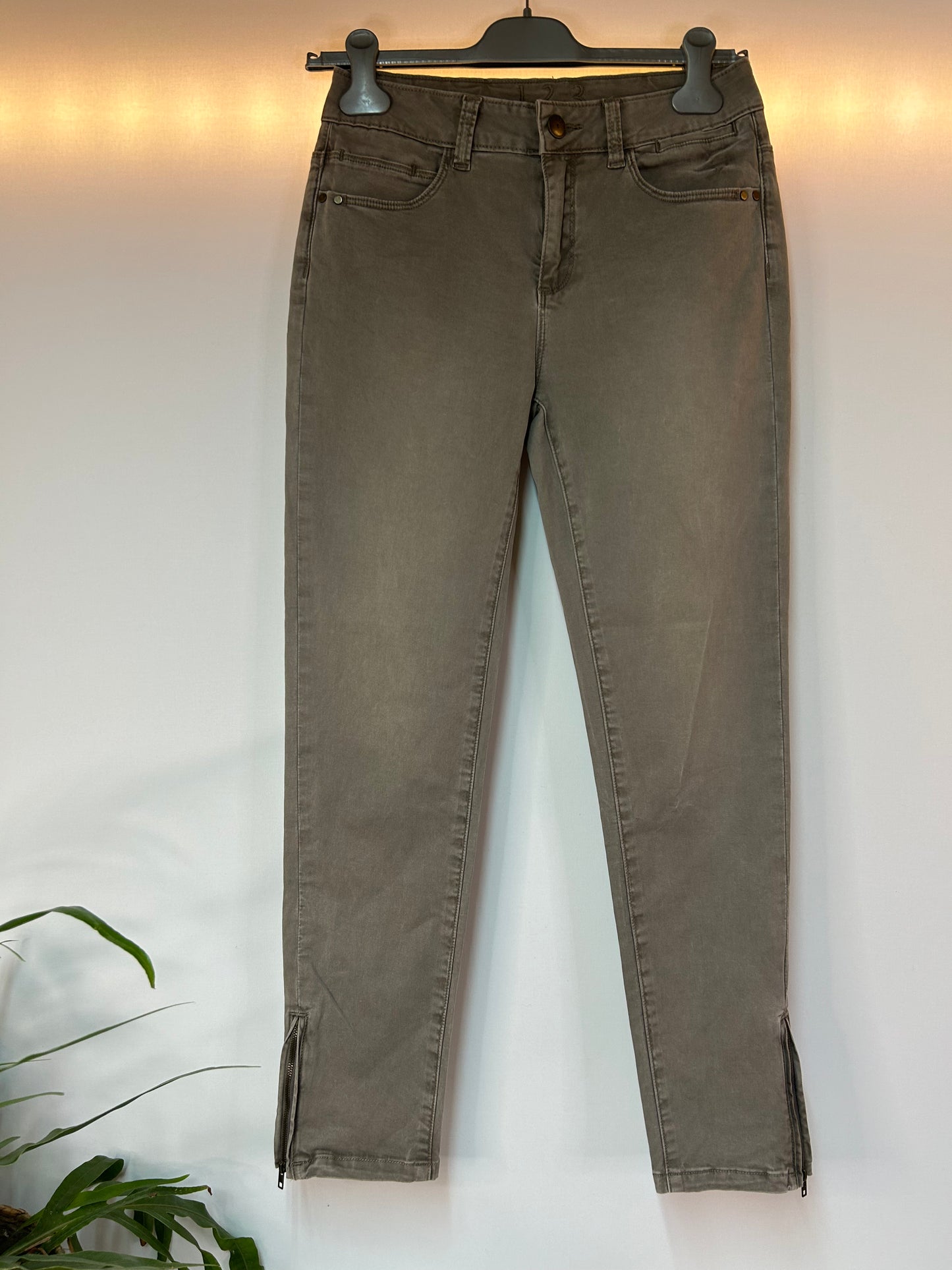 Jeans in Taupe - undeuxtrois 1.2.3 - Gr. XS / S - 34 / 36