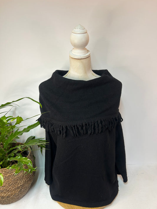 Poncho-Pullover mit breitem Kragen und dekorativen Fransen - Vestino - Gr. L / 40