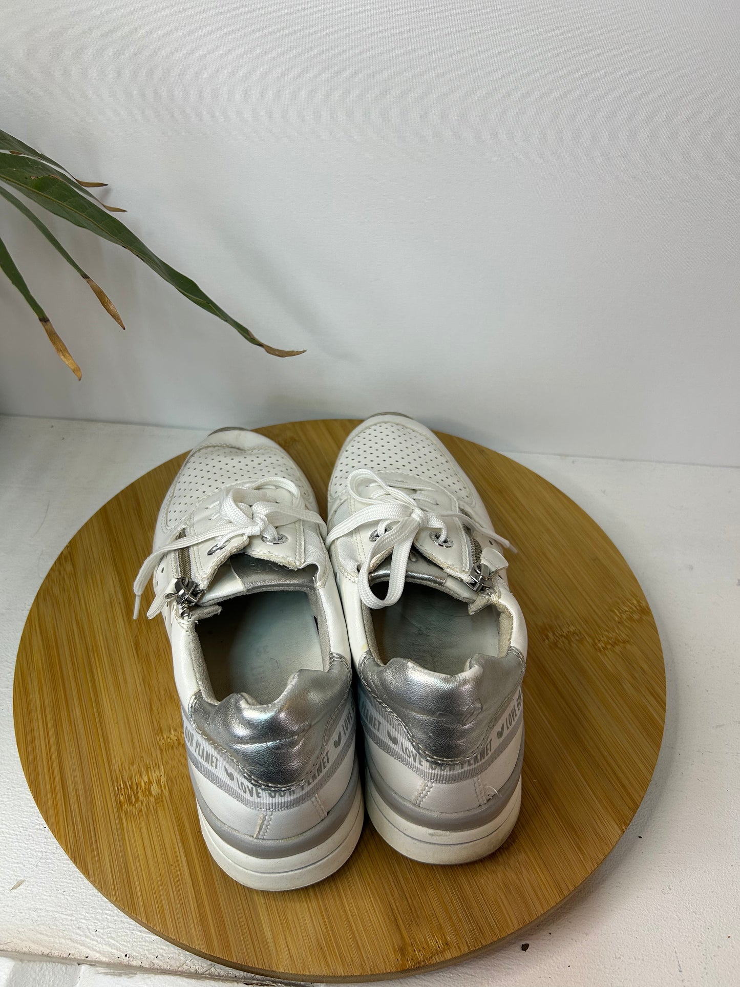 Coole weiße Sneaker Schuhe mit Reißverschlüssen - Love our Planet - Gr. 39