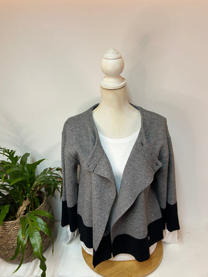 Süße Bolero Jacke zweifarbig - Made in Italy - Gr. M / 38