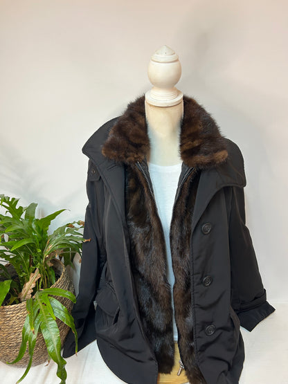 Echtfell Winterjacke mit Taillen Gürtel - caractere - Gr. M / 38 - Designer