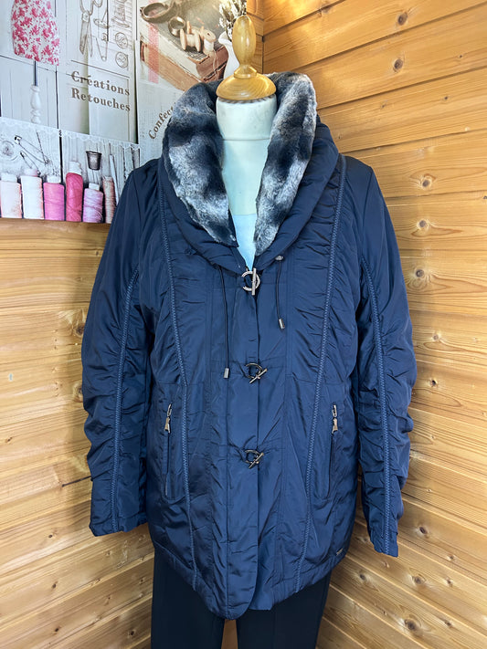 Dunkelblaue Winterjacke - Steilmann - Gr. L / 40