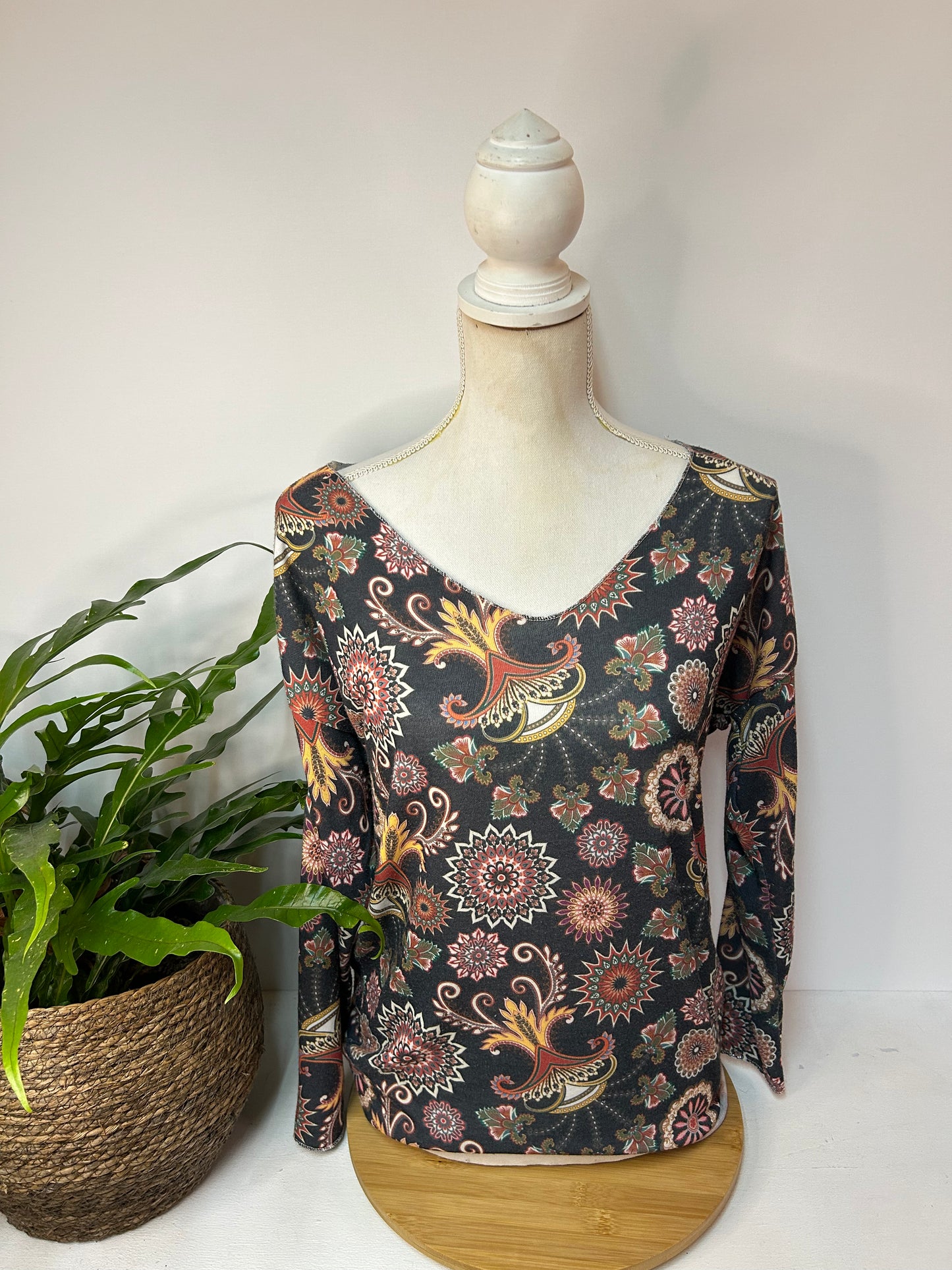 Buntes Muster Sweatshirt - New Collection - Gr. XL/42