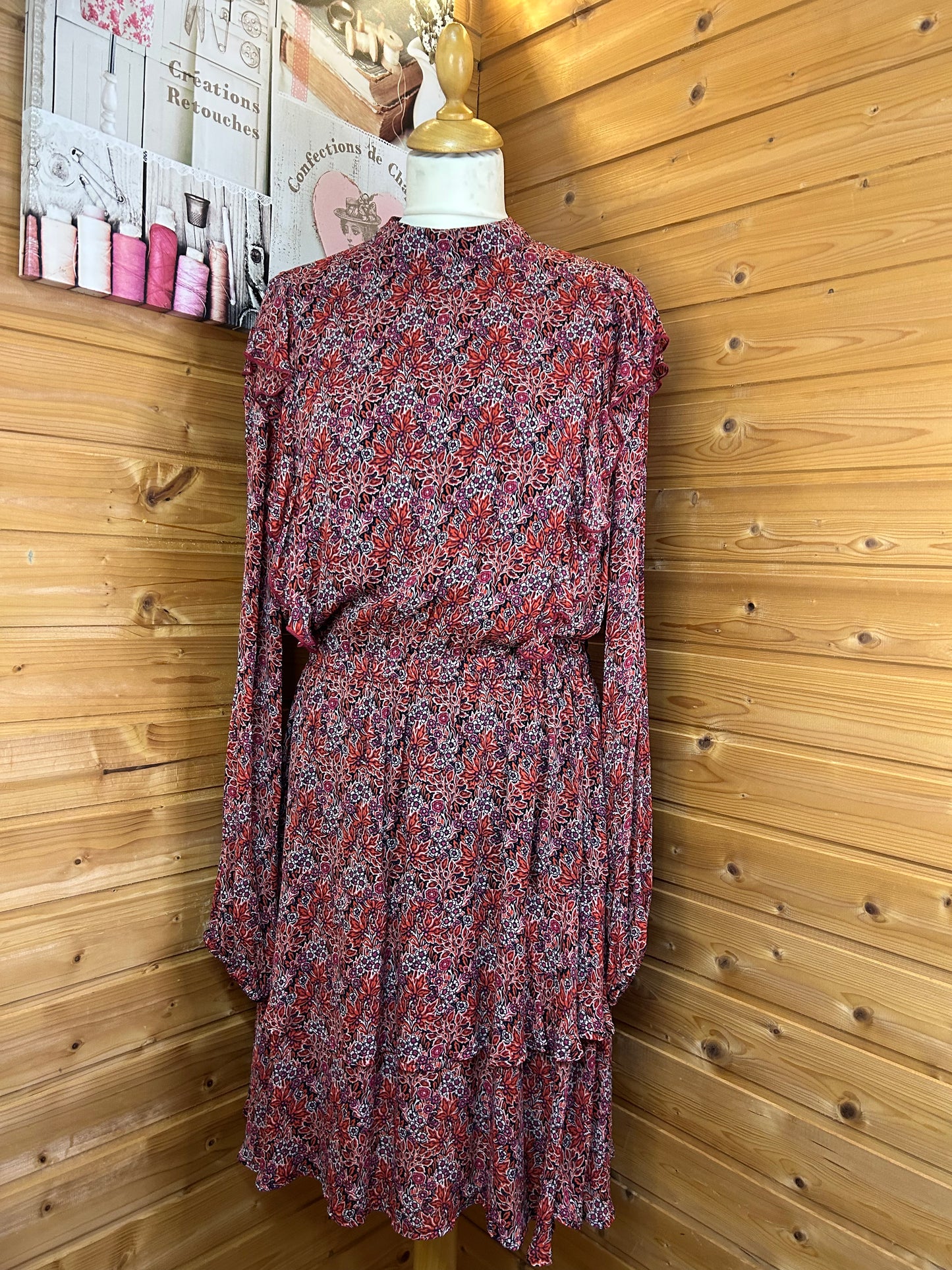 Besonderes Kleid floral - Circle of Trust - Gr. M / 38