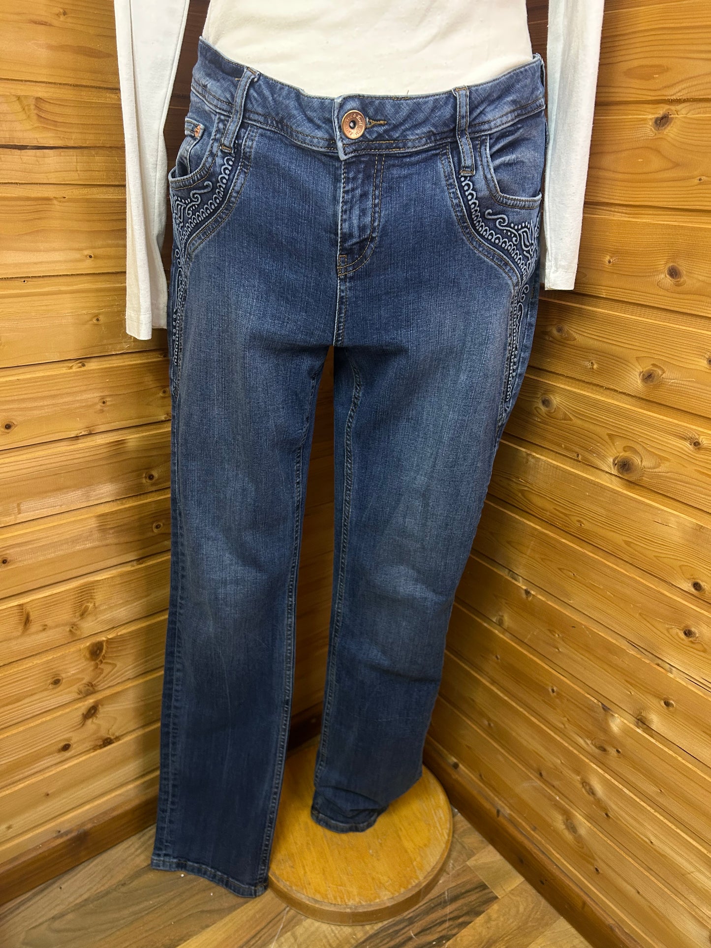 Coole Jeans mir Verzierungen - ATT - Gr. XL / 42