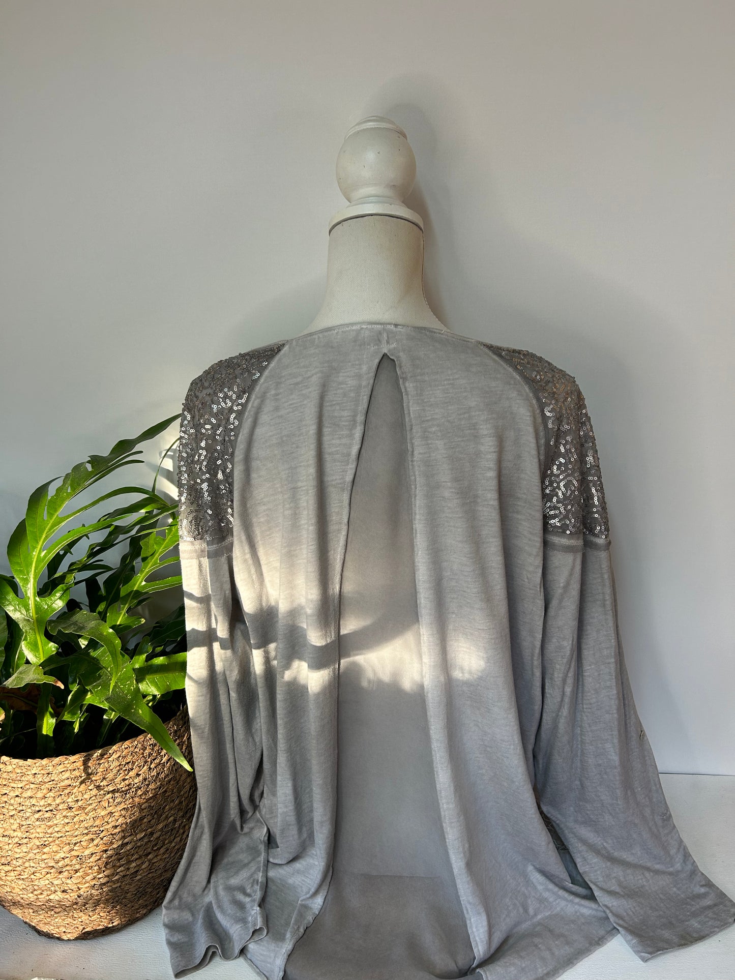 Sweatshirt / Bluse mit Audfruck - tredy - Gr. XL / XXL - 42 / 44