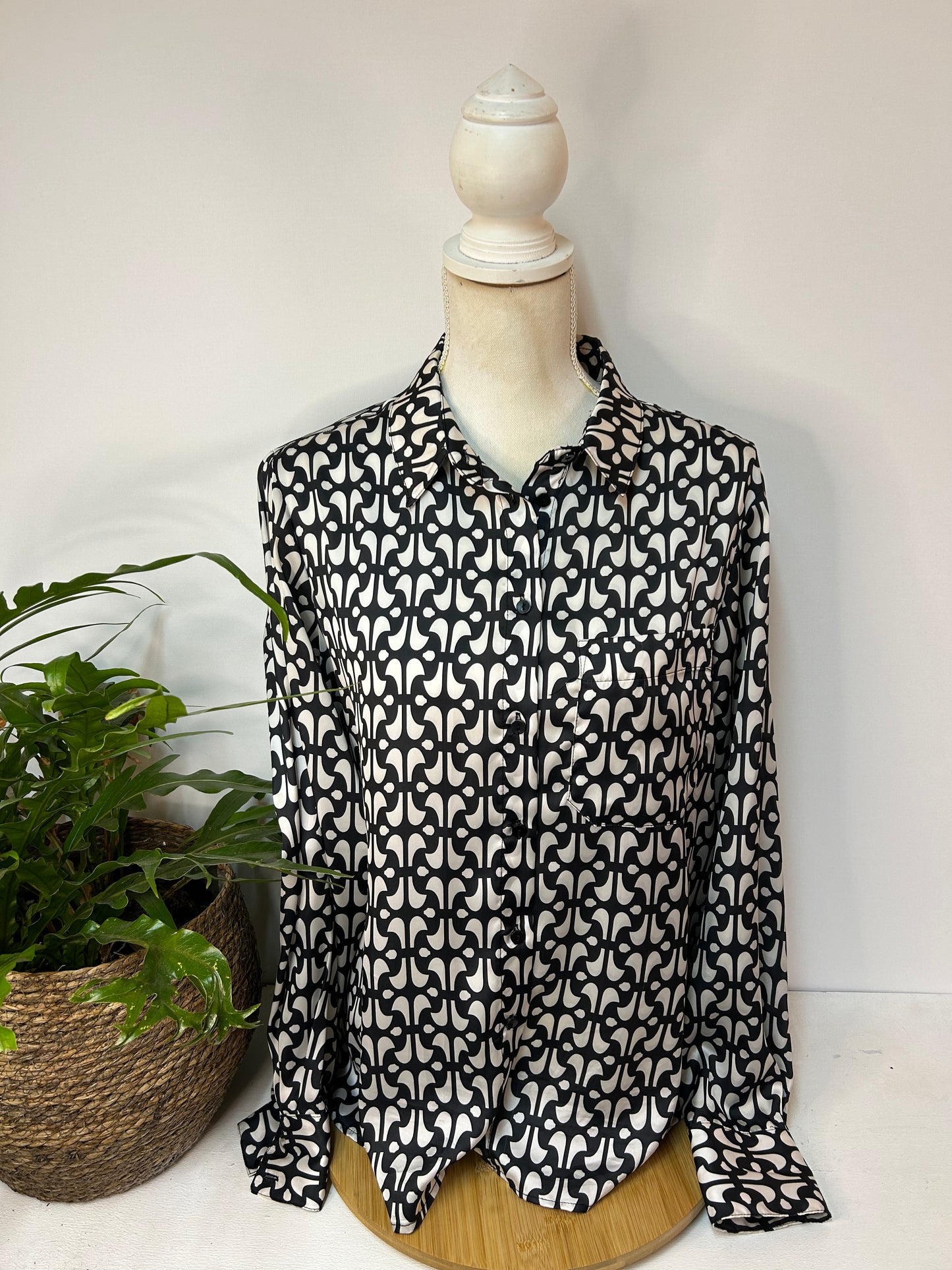 Geometrische Bluse - C&A - Gr. L / 40